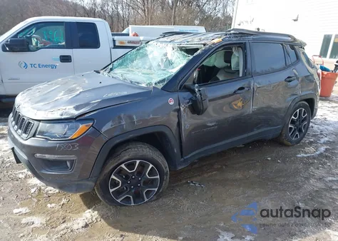 2019 Jeep Compass Trailhawk 4X4 from USA, damaged, VIN 3C4NJDDB2KT775881